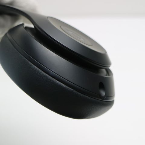 ブラック ヘッドホン