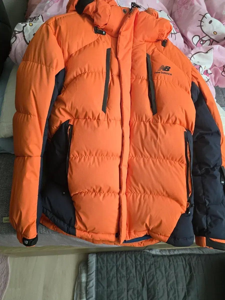 ニューバランス オレンジ ダウン アウター M 両腕部分ゴムカット済み