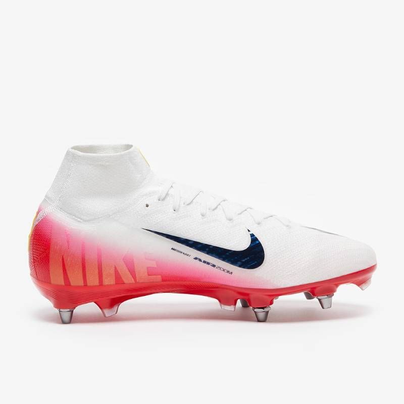 送料無料・匿名配送】Nike サッカー スパイク Nike Air Zoom Mercurial