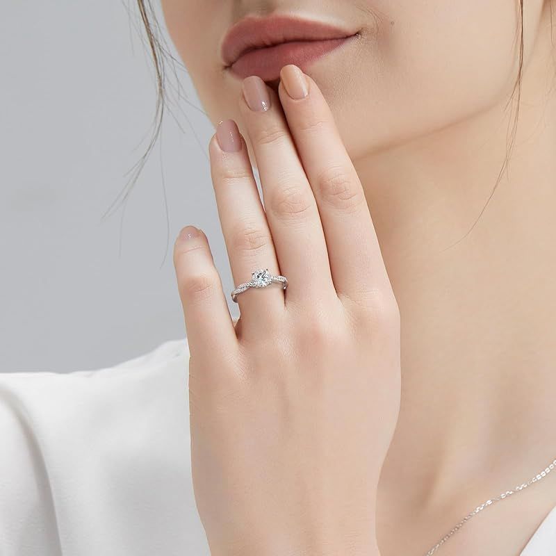 新品】 [KRKC] モアサナイトリング 婚約指輪 人工ダイヤモンド