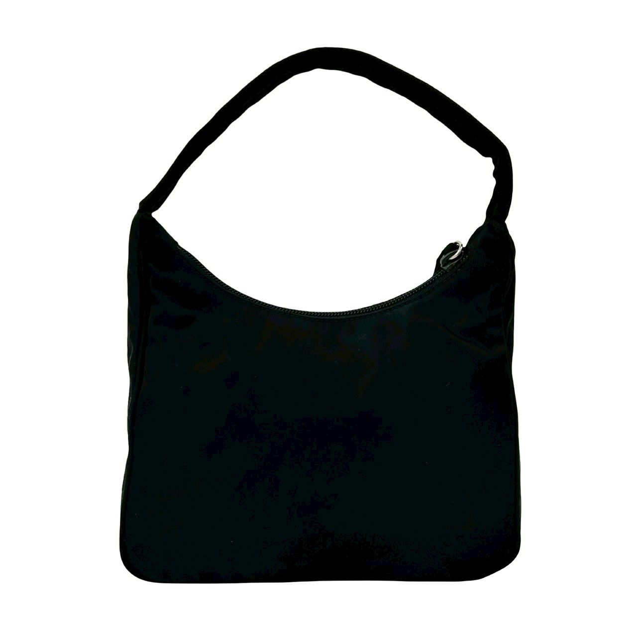 極美品 PRADA プラダ ポーチ 三角プレート テスート ナイロン ブラック 極美品 PRADA プラダ ポーチ 三角プレート テスート ナイロン ブラック