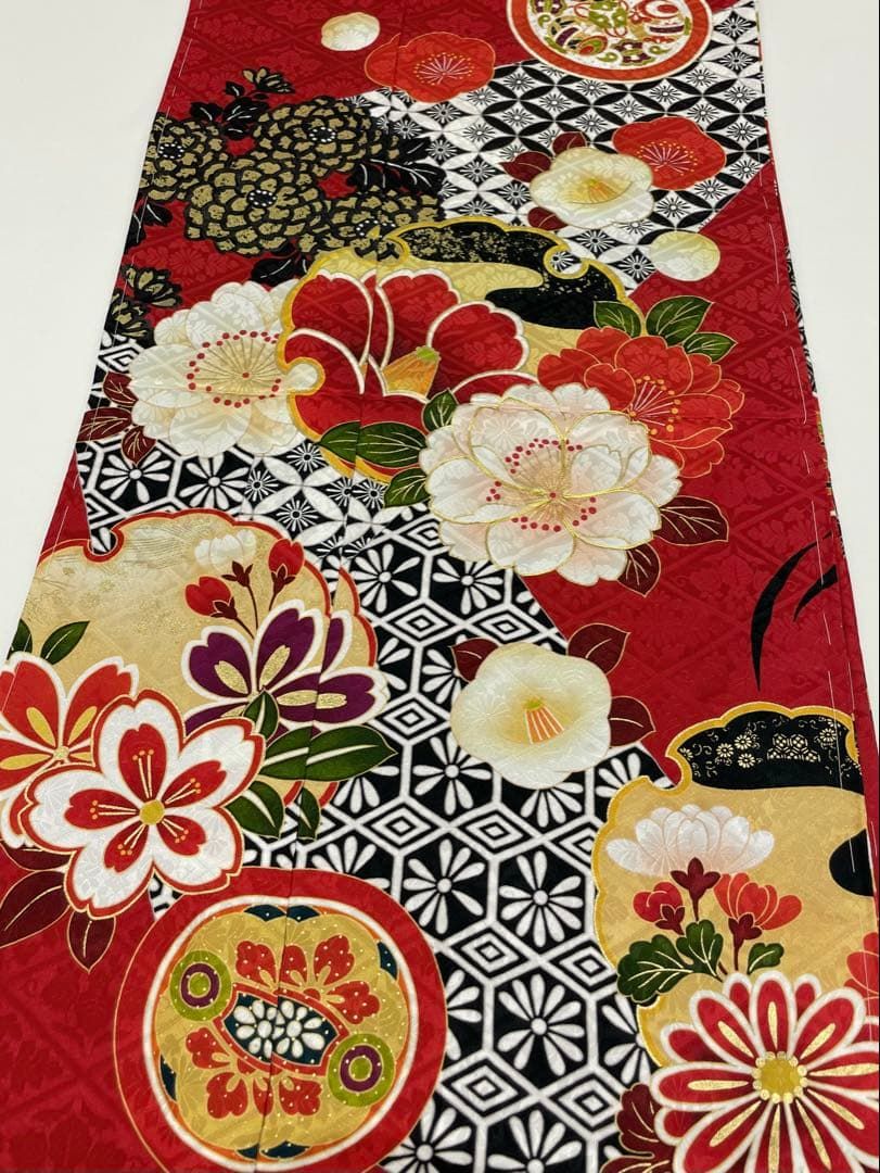 振袖 仮絵羽 舞台衣装 金駒 金彩 正絹 未仕立て品 八掛付き MOK857