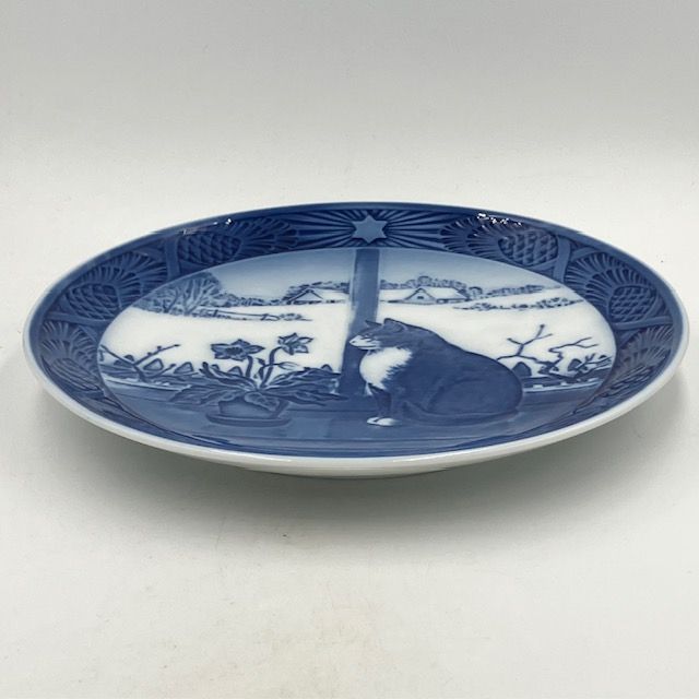 ロイヤルコペンハーゲン イヤープレート 1970年 「Christmas Rose and