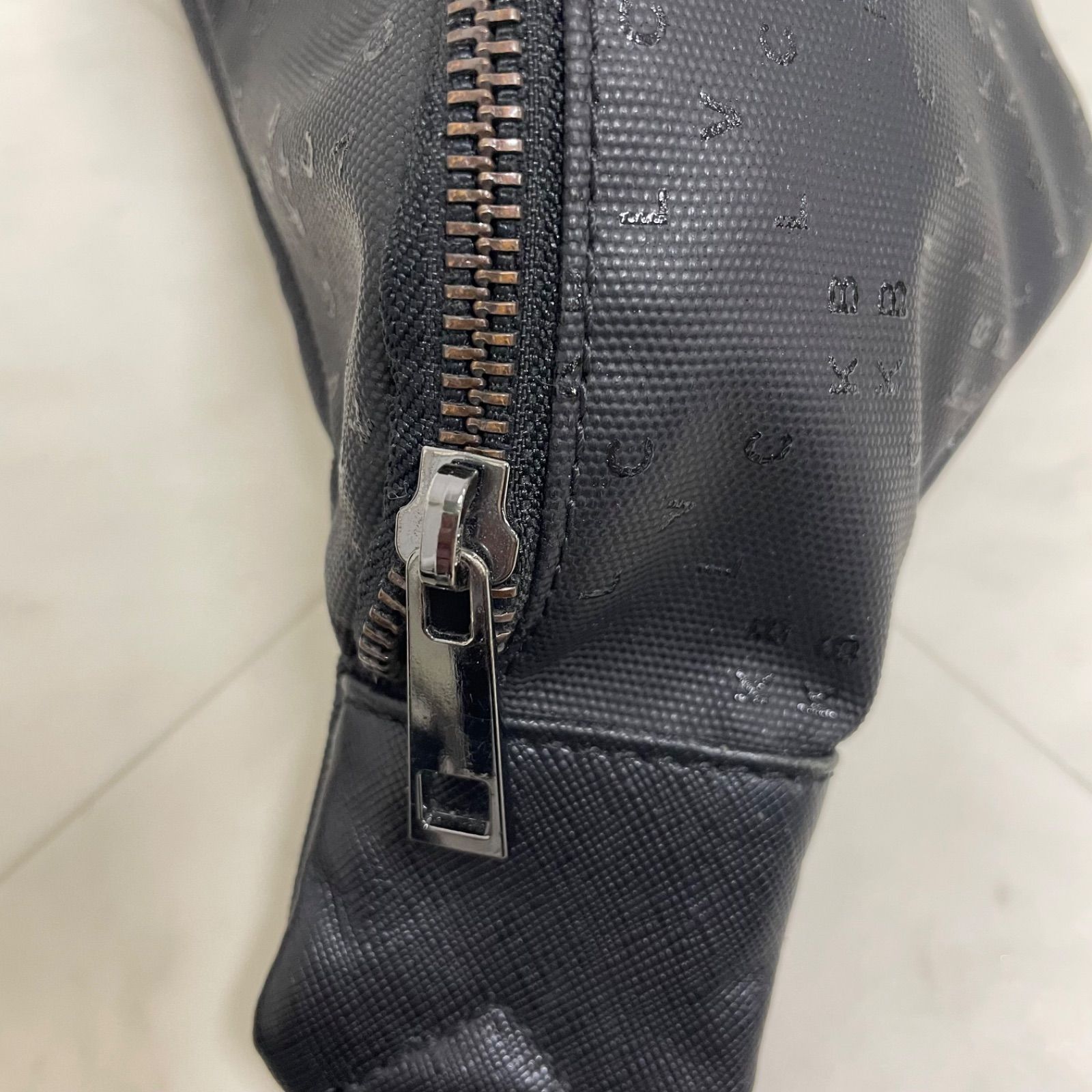 ◎BLVCK PARIS ブラックパリ BLVCK Bum Bag モノグラム柄 ボディバッグ