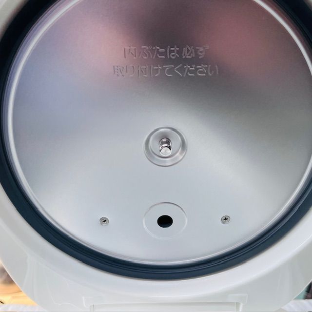 未使用品】象印 マイコン式 炊飯器 5.5合炊き NS-WE10-WB ホワイト系