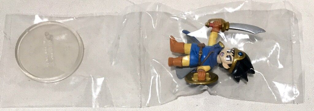 スクウェア エニックス キャラクターフィギュアコレクション ロトの伝説編3 DQIII 勇者