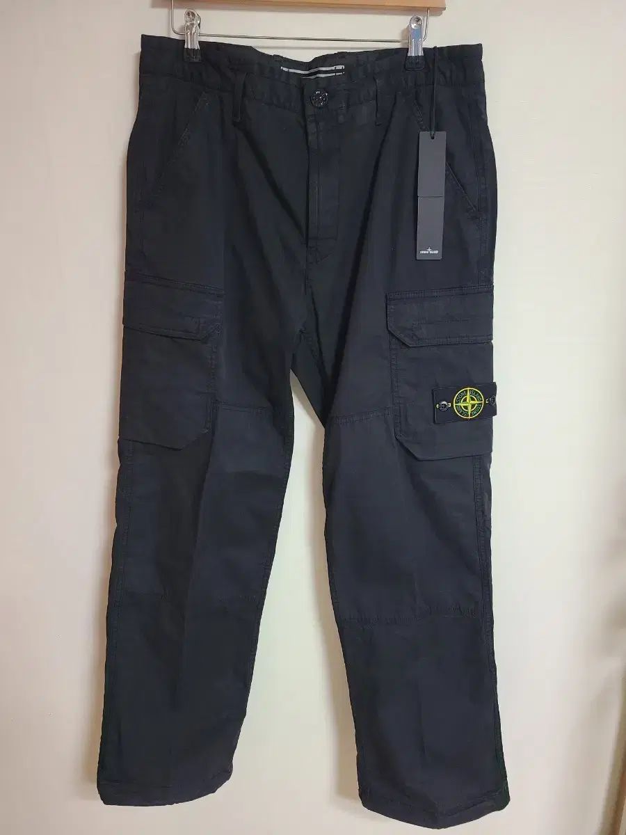 STONE ISLAND ストーンアイランド コンフォートフィット カーゴ パンツ