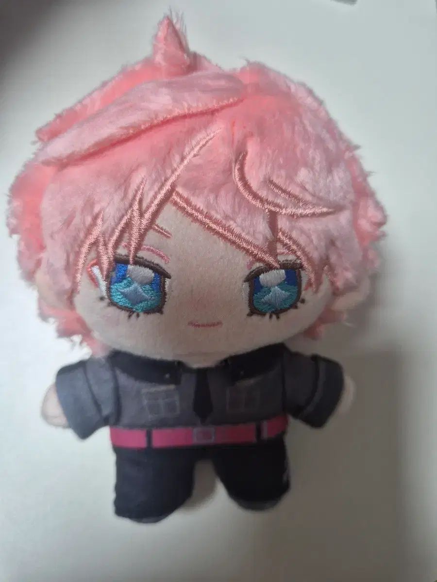 エリオス ディノ アルバニ イツヌイ