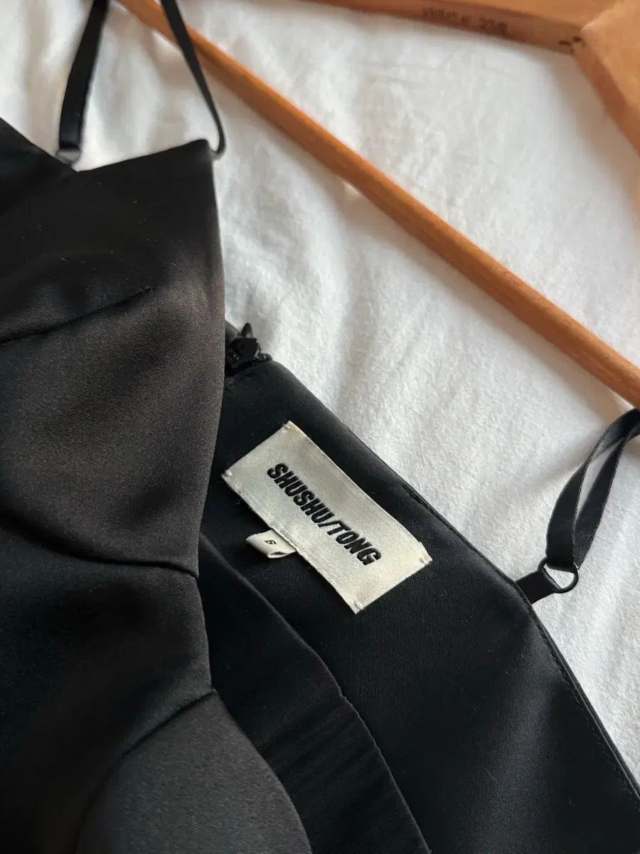  シュシュ 丸のまま ブラック ONE PIECE シュシュ통 長袖 七分袖 ミニワンピース