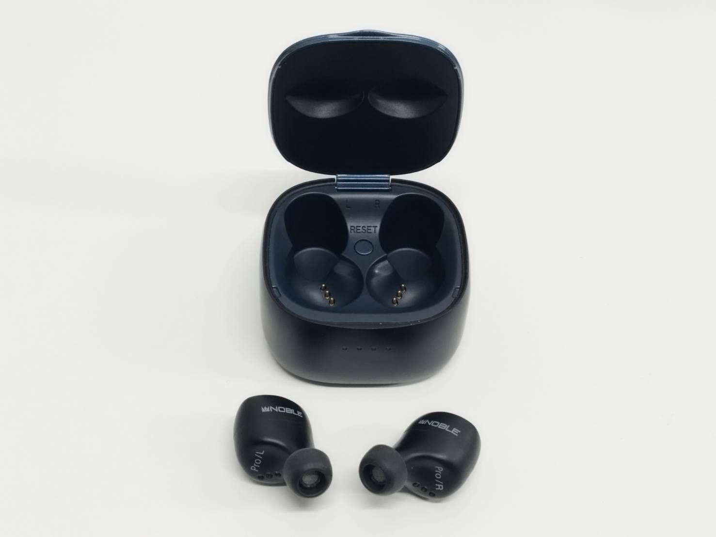 NOBLE True Wireless Stereo Earbuds/FALCON PRO/ワイヤレスイヤホン NOBLE True Wireless Stereo Earbuds/FALCON PRO/ワイヤレスイヤホン