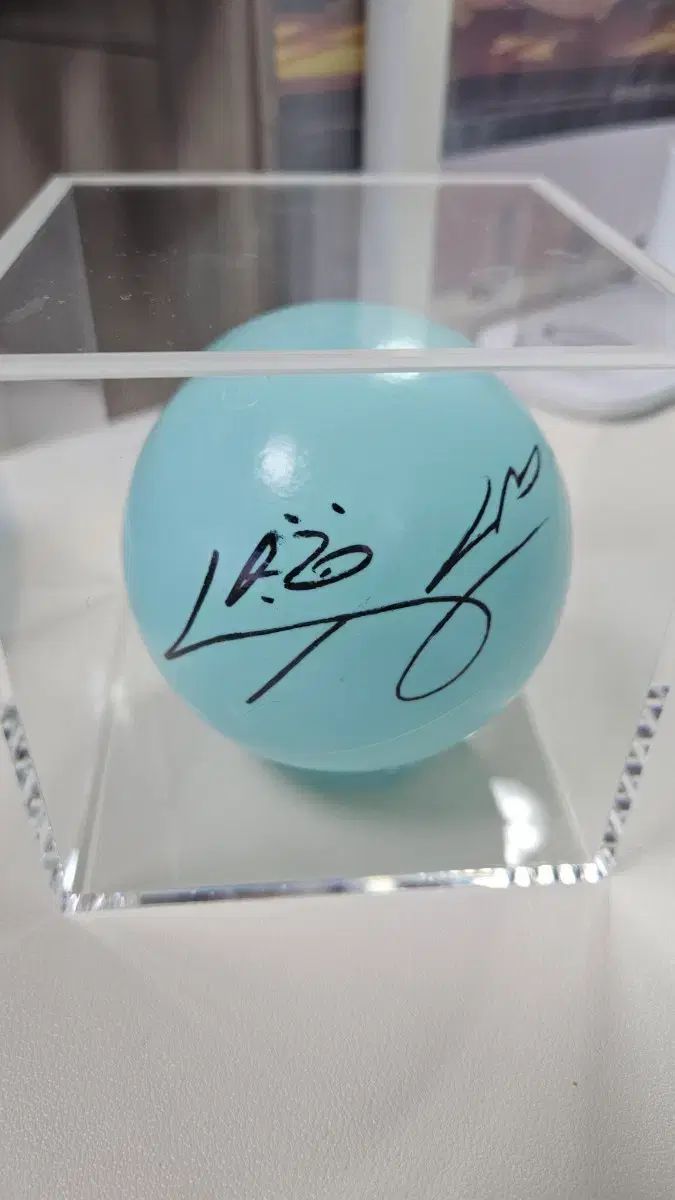 プロミスナイン fromis_9 ペク ジホン BAEK JIHEON サインボール