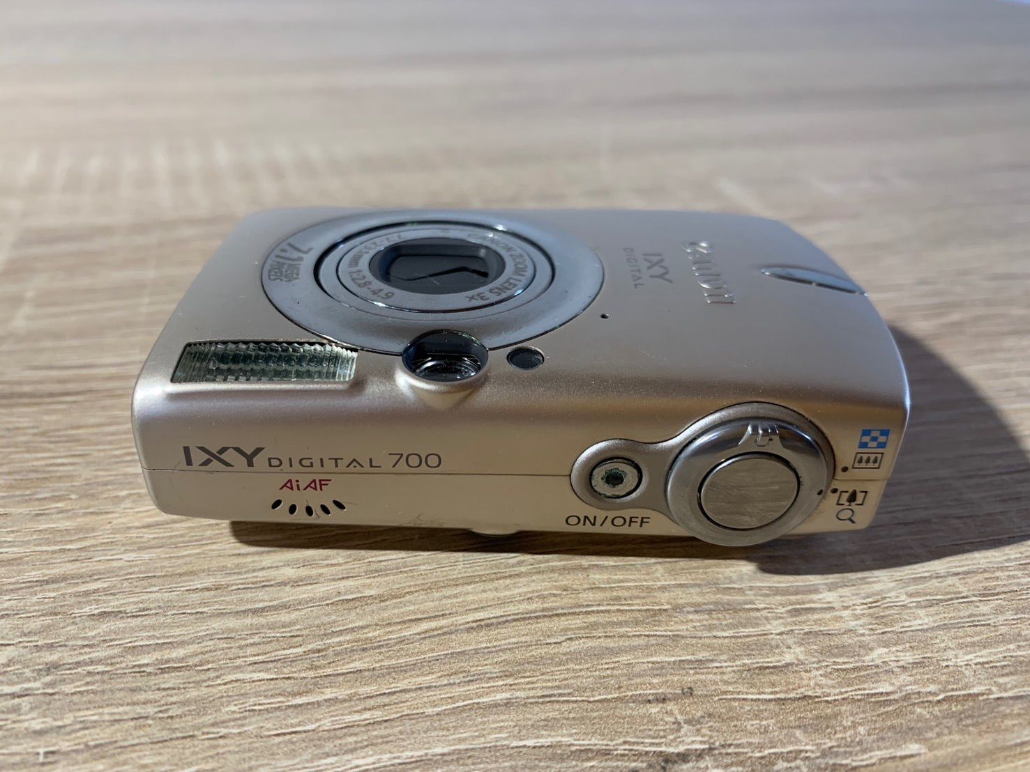 【美品】Canon IXY DIGITAL 700 サテンベージュ　動作確認済 Canon - 【ジャンク品】Canon IXY Digital 700 サテンベージュの通販