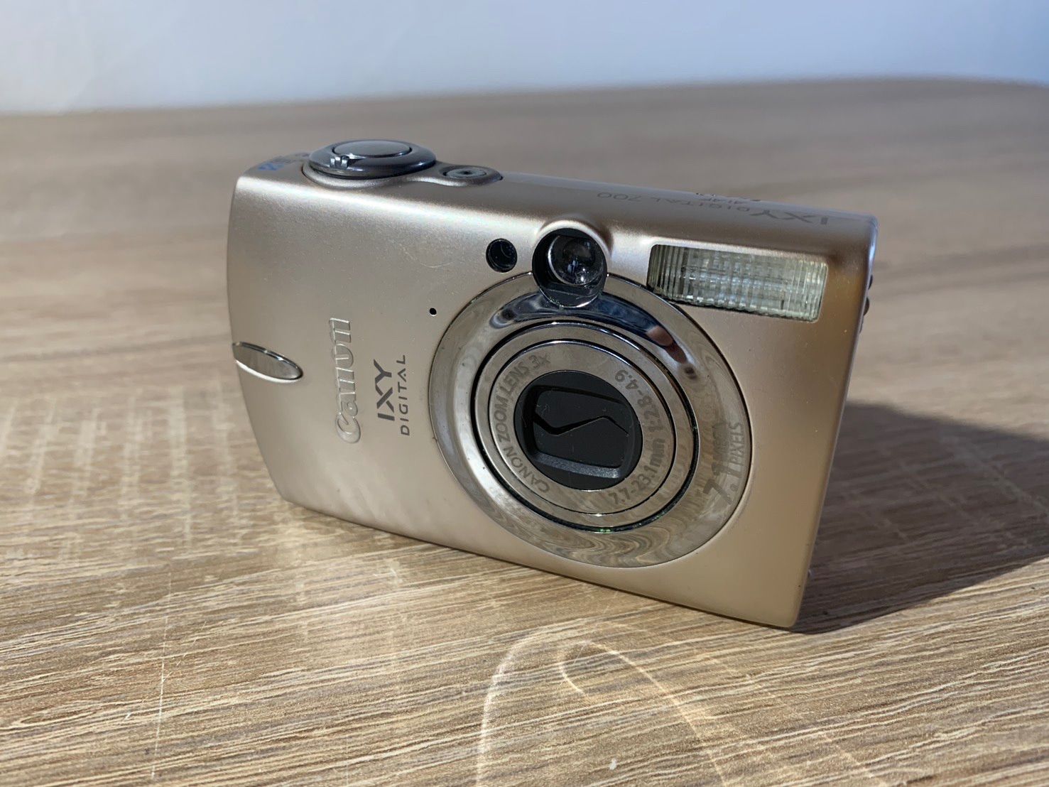 【美品】Canon IXY DIGITAL 700 サテンベージュ　動作確認済 ✨美品✨ Canon IXY DIGITAL 700 Amazon | Canon IXY DIGITAL 700