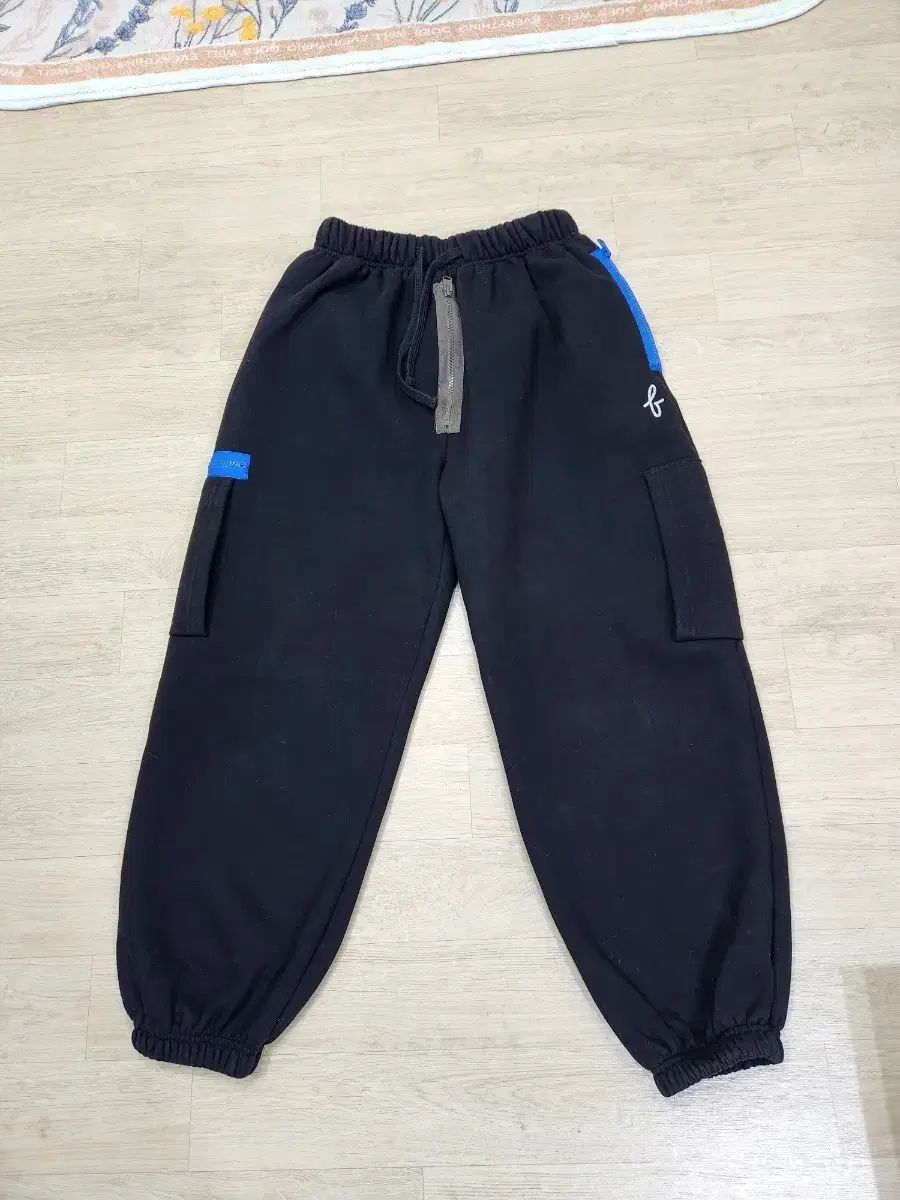 スティグマ ジョガー トレーニングパンツ M