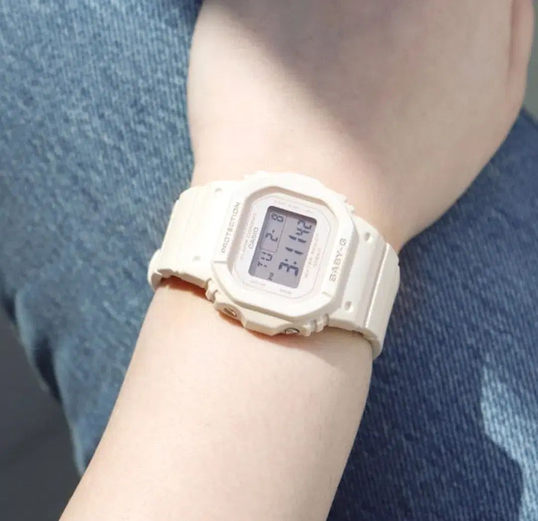  G SHOCK ベイビージー BGD 565 U 4 DR 腕時計(デジタル) 時計