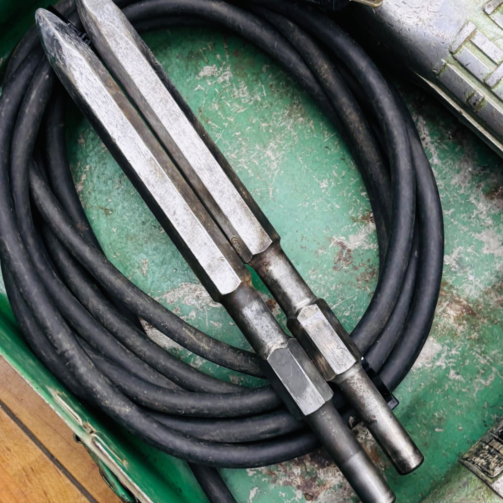  動作良好 HIKOKI 日立 電動ハンマー H 41 ブルポイント2本付き その他 電動工具 エア工具