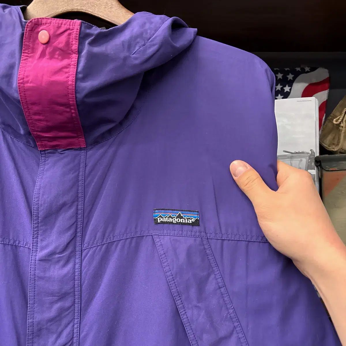 90s Patagonia パタゴニア シティレインコート XLサイズ パープル 古着サミット2 後編 あの古着好事家が再び集結！｜HOUYHNHNM（フイナム）