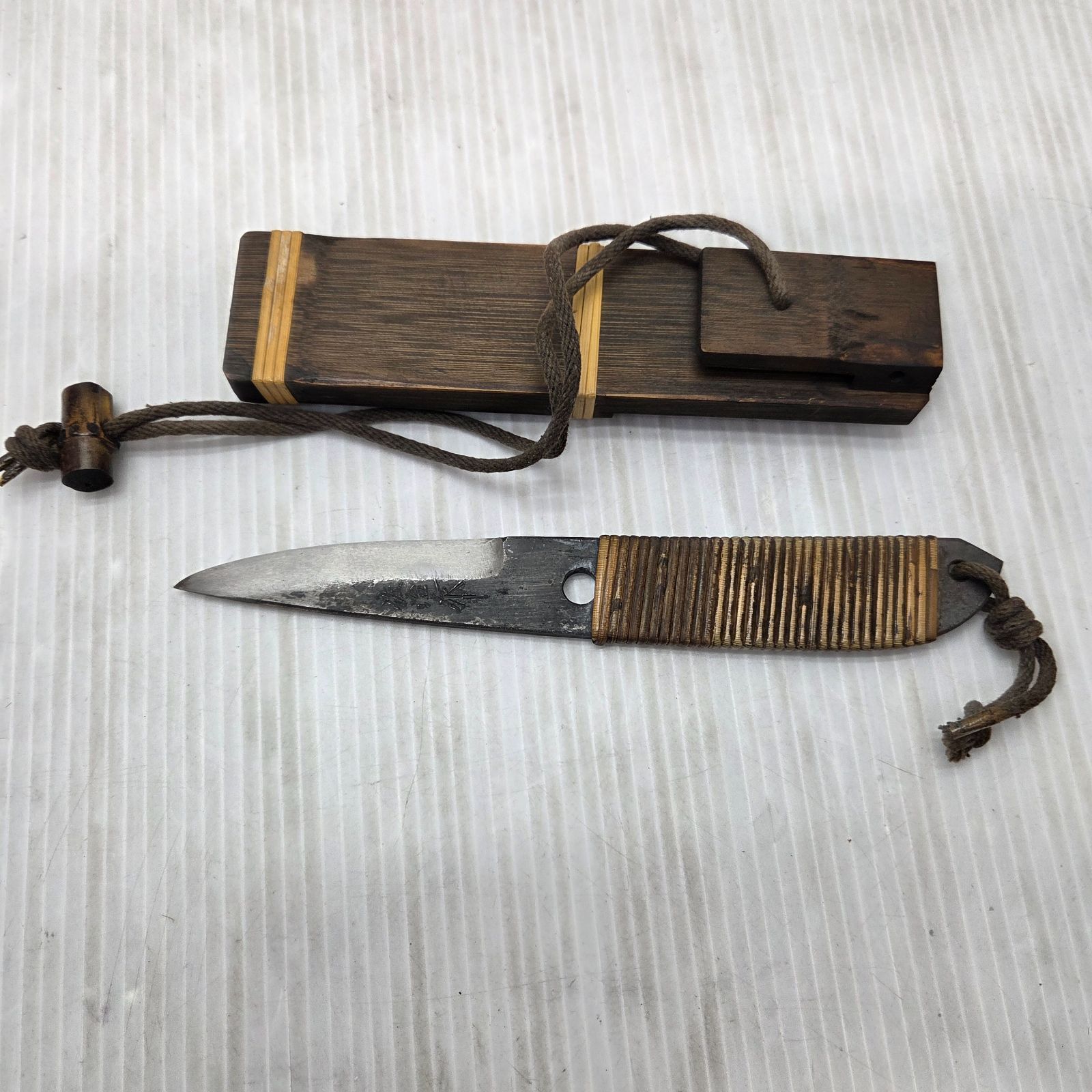  1 S01106 佐治作 漁師マキリ 武士 ナイフ アウトドア サバイバル ミニタリー 刃物 懐中電灯 ナイフ ツール アウトドア