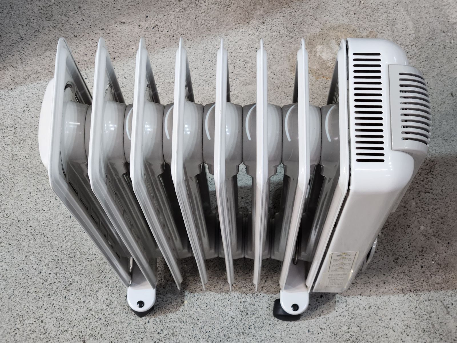 未開封品　DeLonghi オイルヒーター H290812EC 未開封品 DeLonghi オイルヒーター H290812EC デロンギ H290812EC