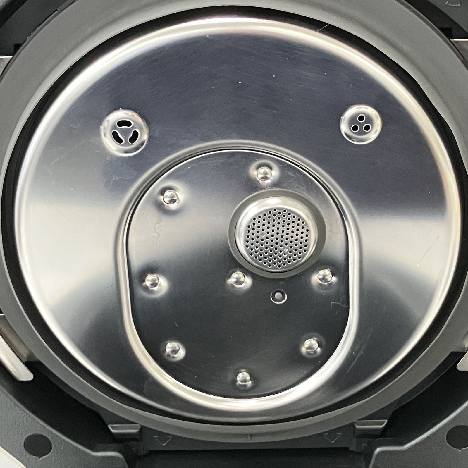 可変圧力IHジャー炊飯器