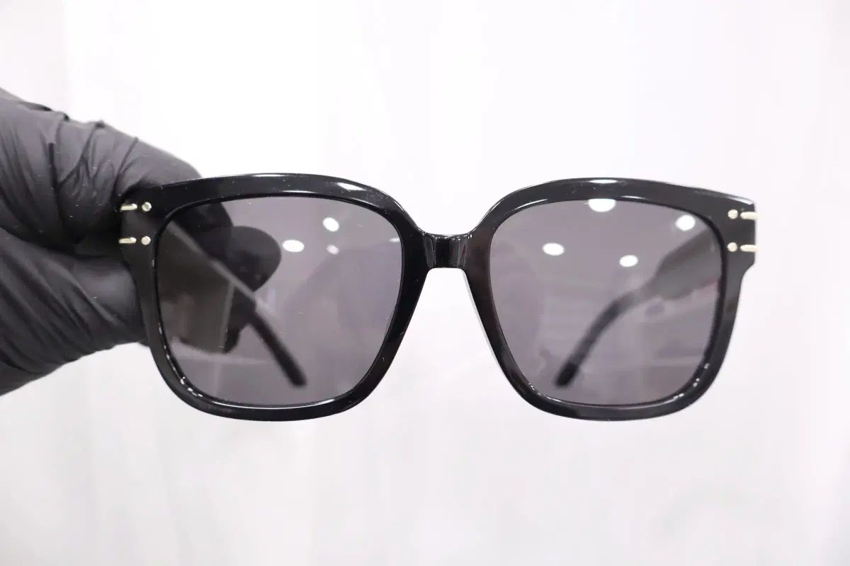 ディオール シーグリ シグネチャー S 7 F サングラス ブラック