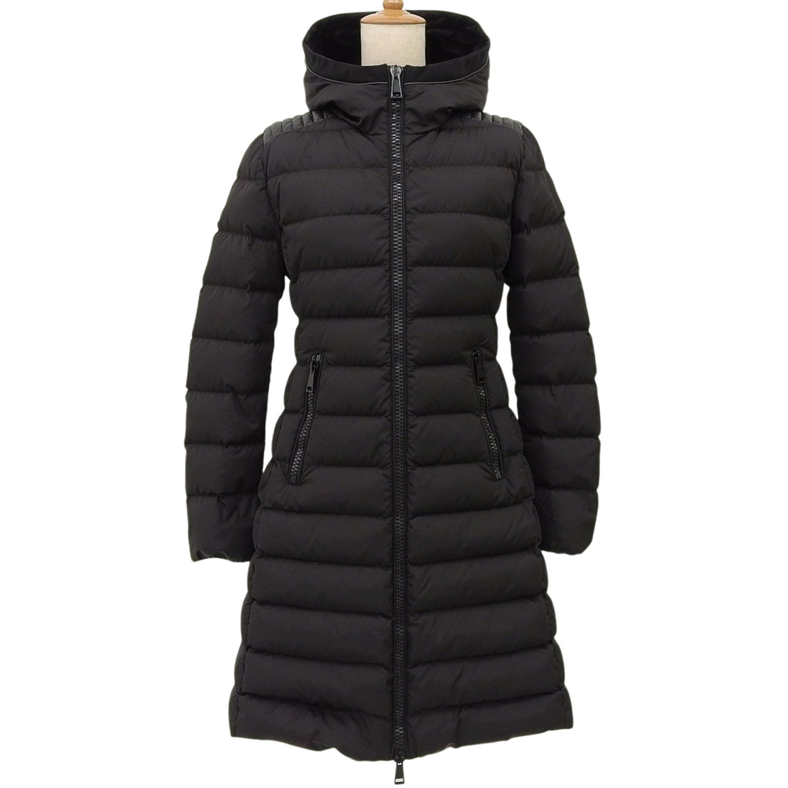 美品！Moncler TALEVE 1サイズ ブラック 極美品△MONCLER モンクレール TALEVE ラムレザー切替 フード・ロゴ