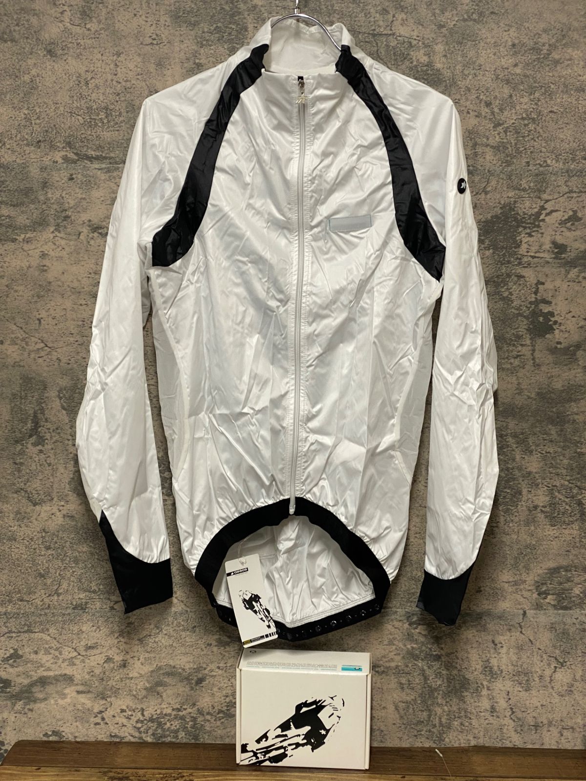 JQ 185 アソス assos J 13 LuftSchutz 長袖ウィンドブレーカー 白 M