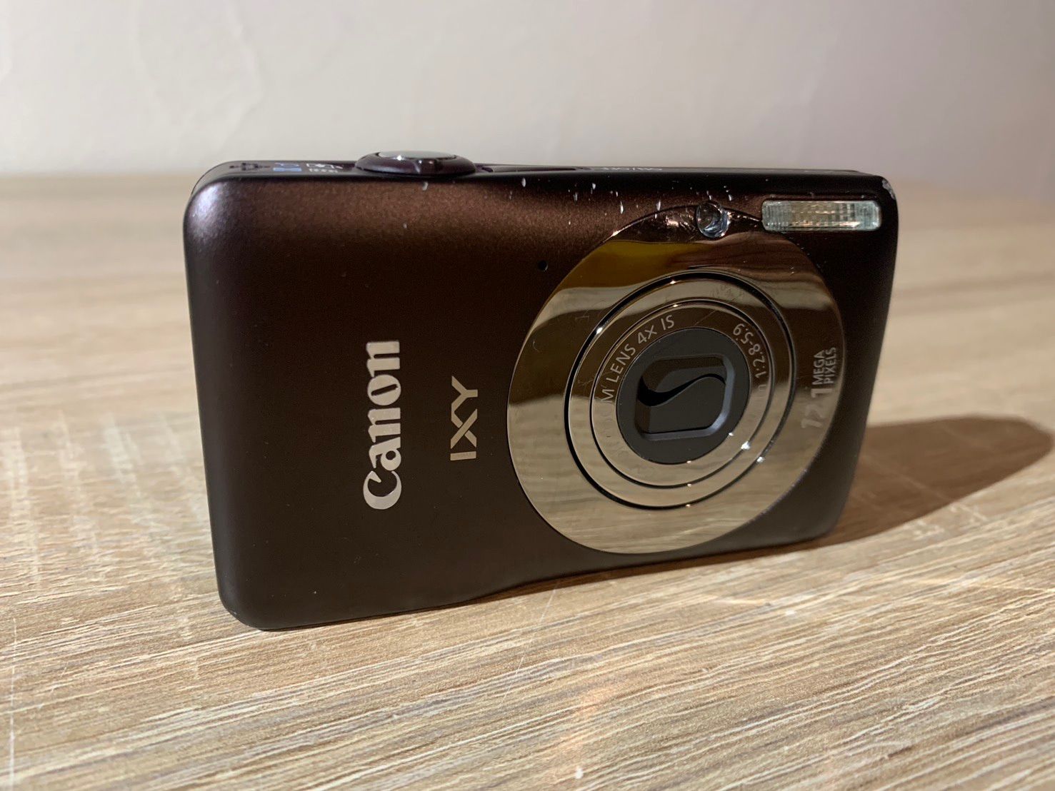  7532 Canon IXY 200 F ブラウン デジカメ 品 コンパクトデジタルカメラ デジタルカメラ