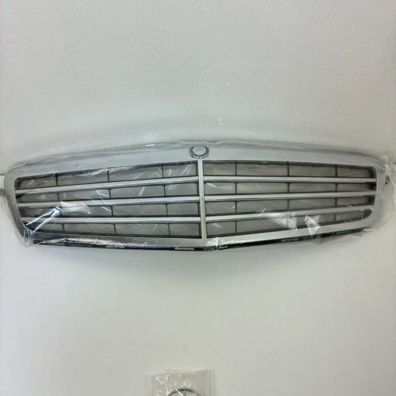 美品 Mercedes-Benz ベンツ Cクラス グリル ボンネットマスコット