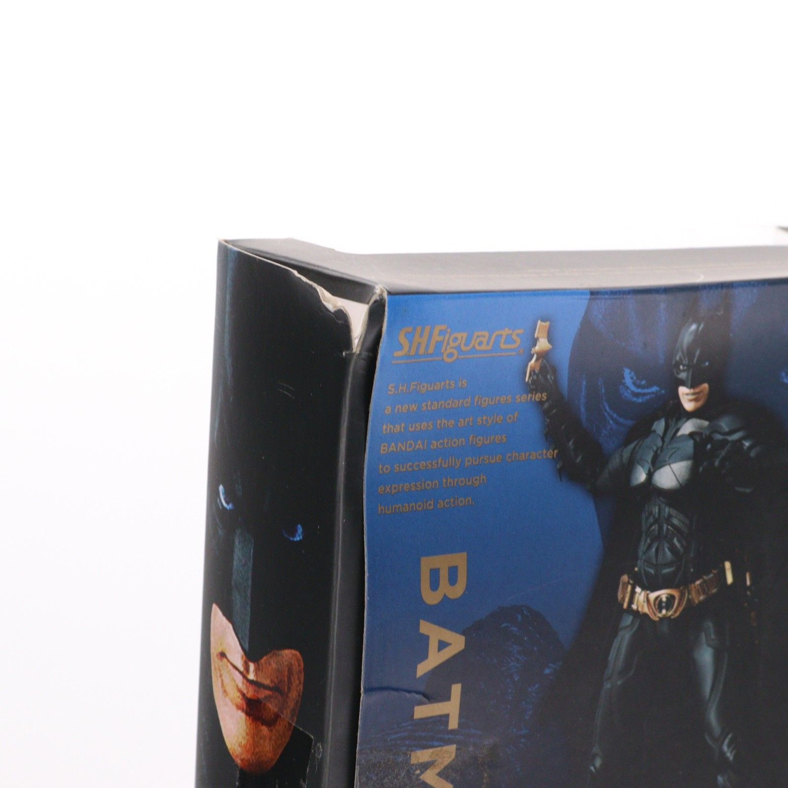 フィギュアーツ バットマン (The Dark Knight) S.H.フィギュアーツ バットマン（The Dark Knight）｜ホビーの総合通販