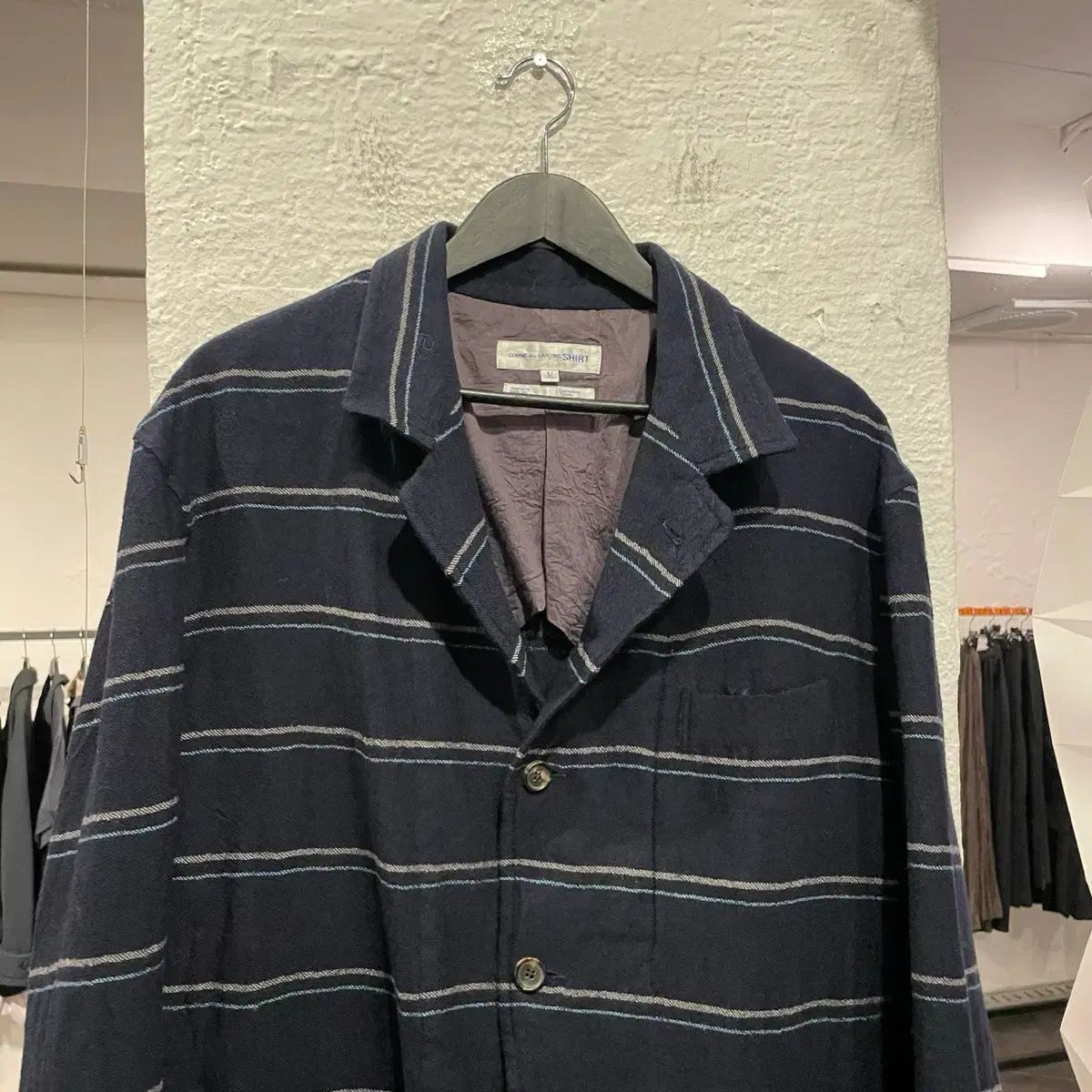 コム・デ・ギャルソンのストライプジャケット コム・デ・ギャルソン シャツ ストライプ ジャケット - メルカリ