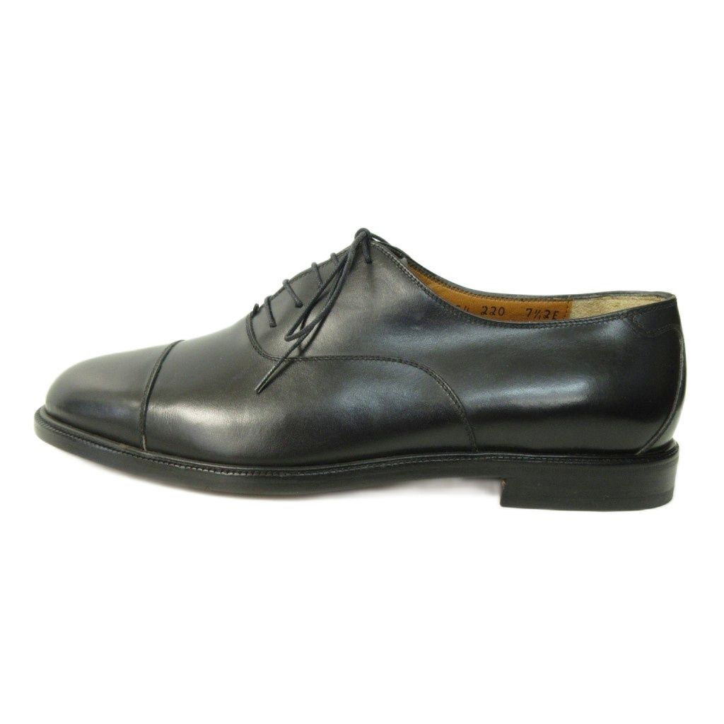 サルヴァトーレフェラガモ Salvatore Ferragamo レザーシューズ 革靴 ストレートチップ 内羽根 ビジネス フォーマル 7 5 25 cm 黒 ブラック 0105