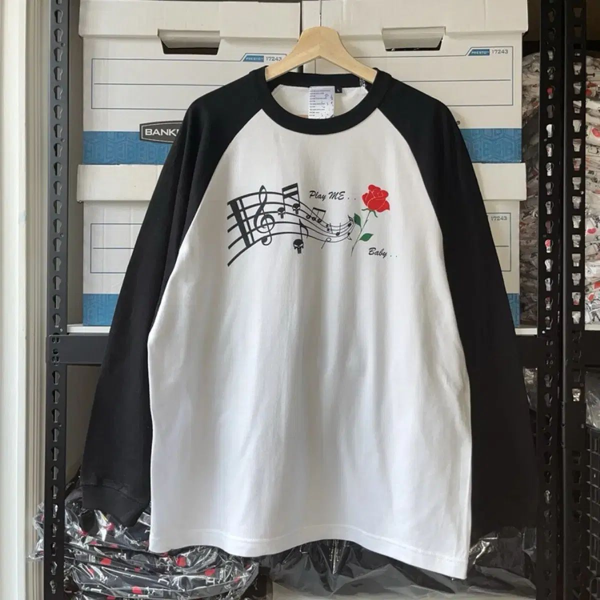 Play me Baby raglan long sleeve