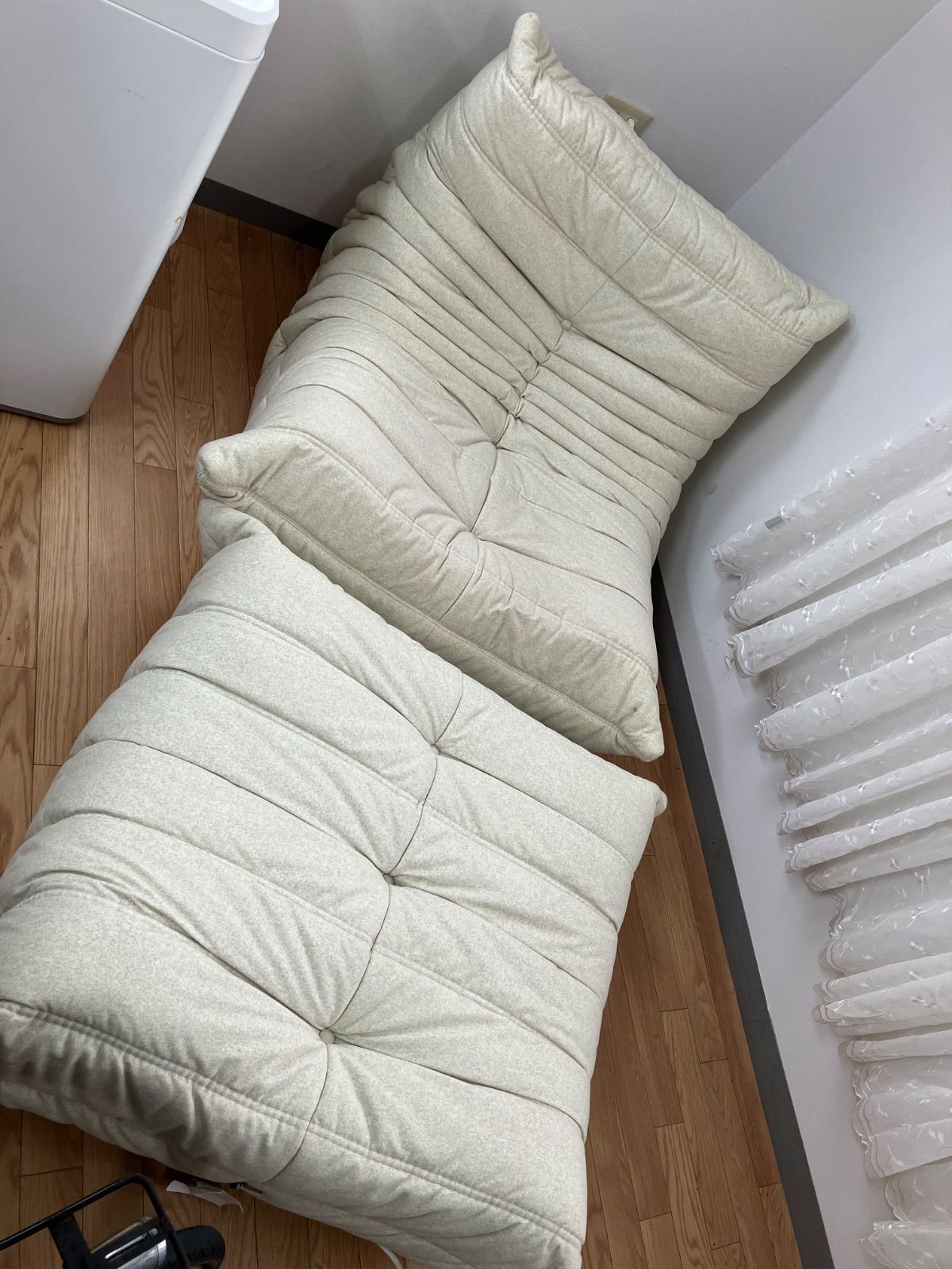 年末 中 50周年記念カラー ligne roset TOGO リーンロゼ トーゴ ソファ ベージュ パフセット