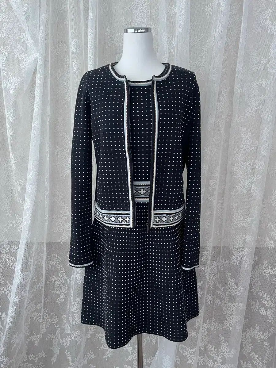 S トリーバーチ ドット パータン ニット ONE PIECE カーディガン セットアップ