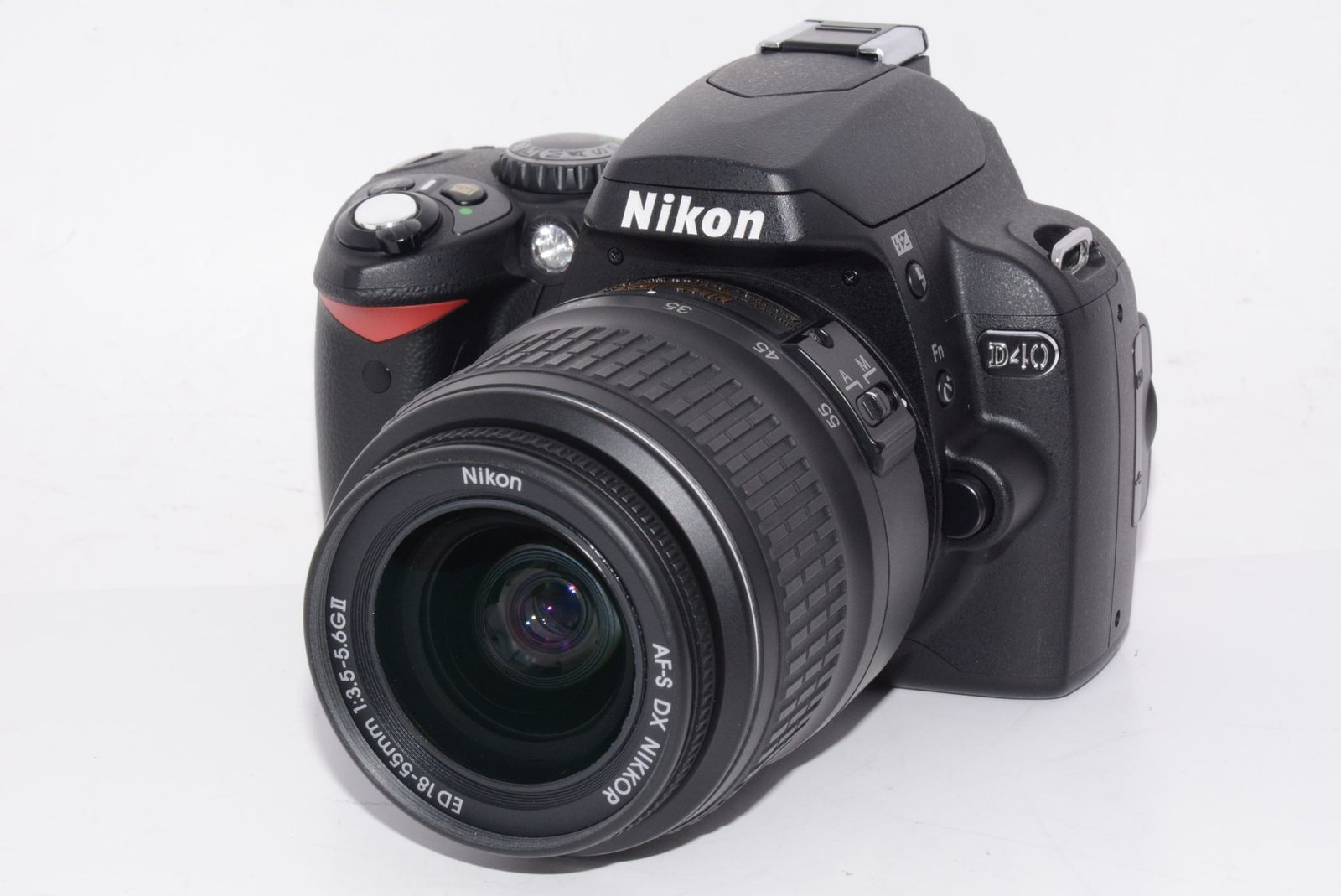 外観特上級】Nikon デジタル一眼レフカメラ D40 レンズキット 【公式通販】