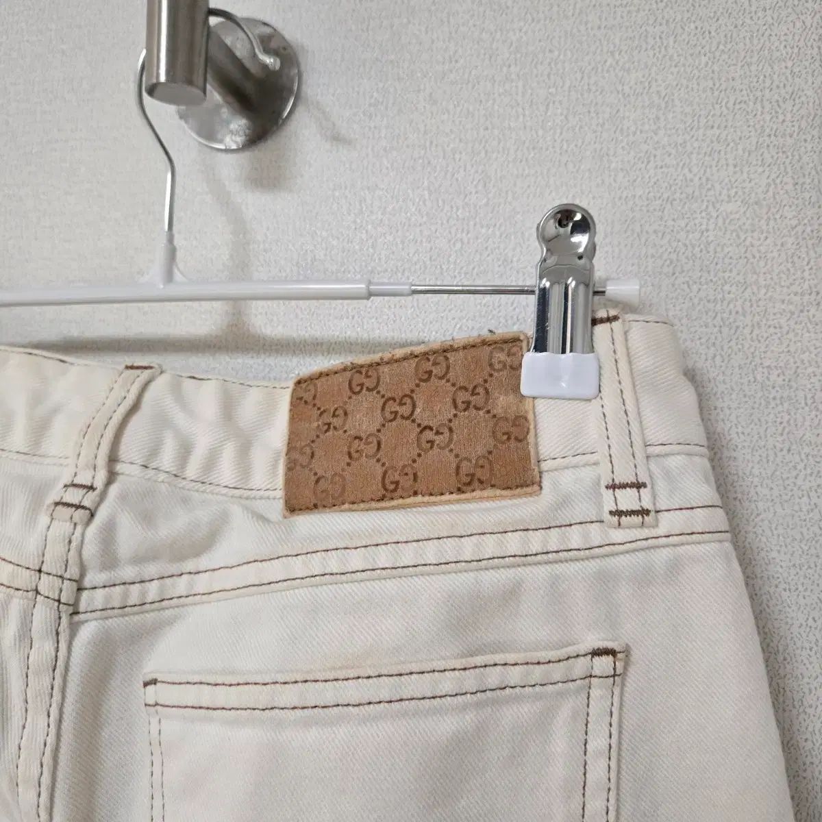  グッチ アイボリー チェーン デニムパンツ レディース パンツ ズボン その他 デニム ジーンズ