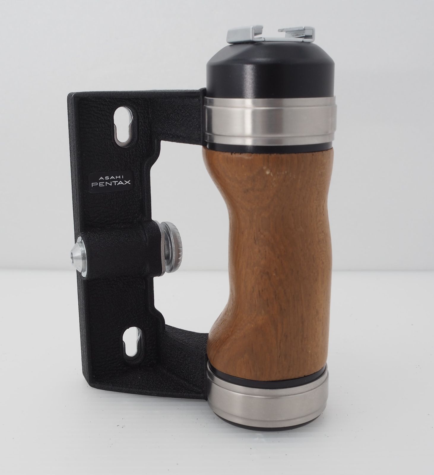 ASAHI pentax 67 用ハンドグリップ *ZF41-2 - メルカリ