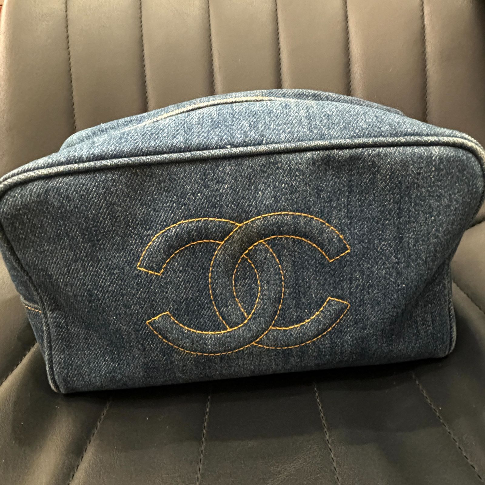 ΩNA 5084 品 CHANEL シャネル ココマーク コスメ デニム ポーチ ゴールド金具 シリアルシール付き ヴィンテージ