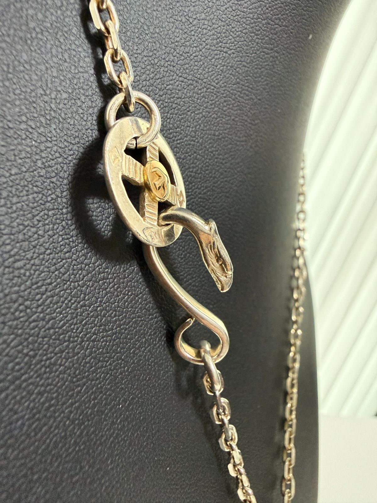 ゴローズ 上金特大フェザー左＋金メタルホイール付イーグルフック細角