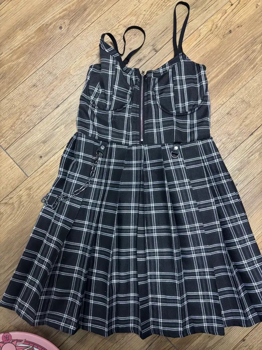 ボルカン VOLCAN APHRODITE サブカルチャー 地雷 チェック柄ワンピース