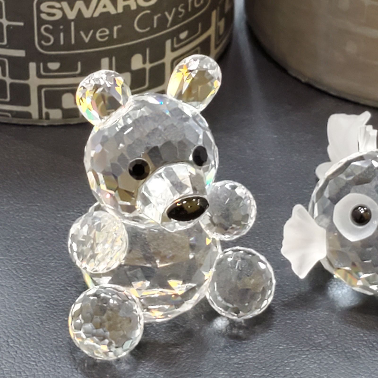 スワロフスキー　クリスタルガラス クマの置物 スワン刻印(偽造品てはありません) スワロフスキー クリスタルガラス クマの置物 スワン刻印(偽造品ては