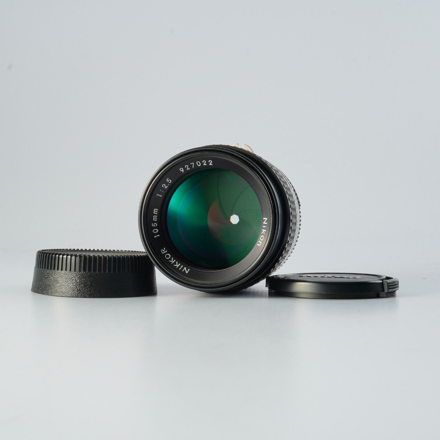 Nikon ニコン Ai S NIKKOR 105 mm F 2 5 単焦点レンズ