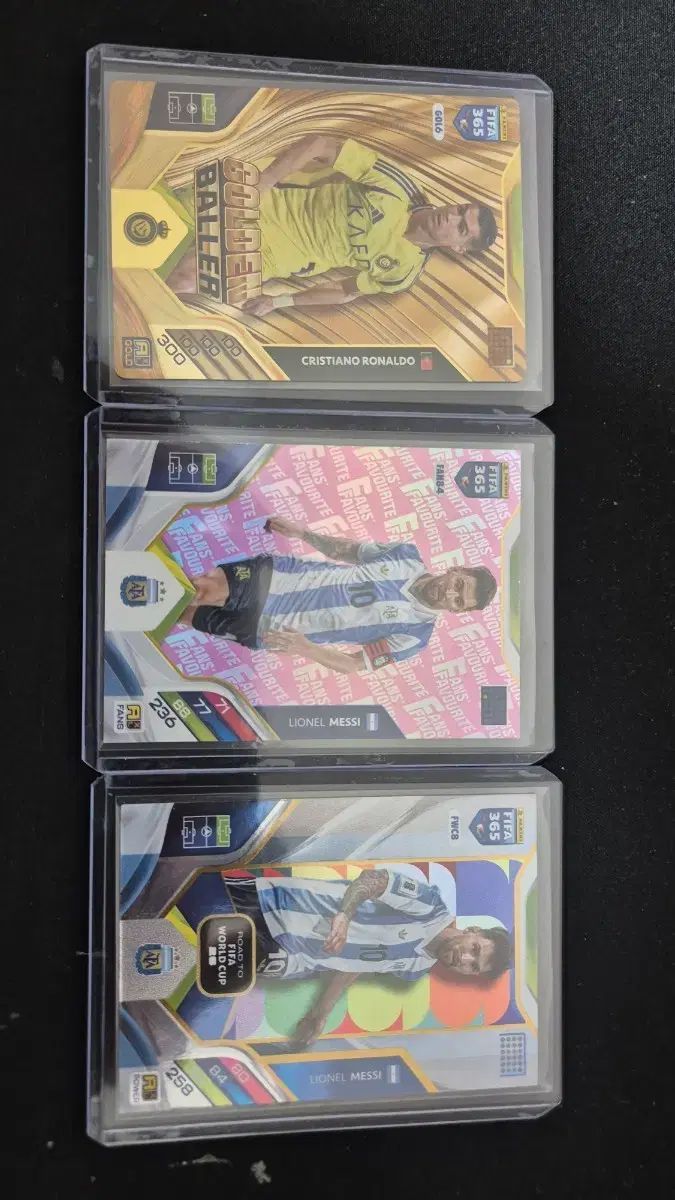 パニーニ FIFA 365 メッシ ロナウド まとめ