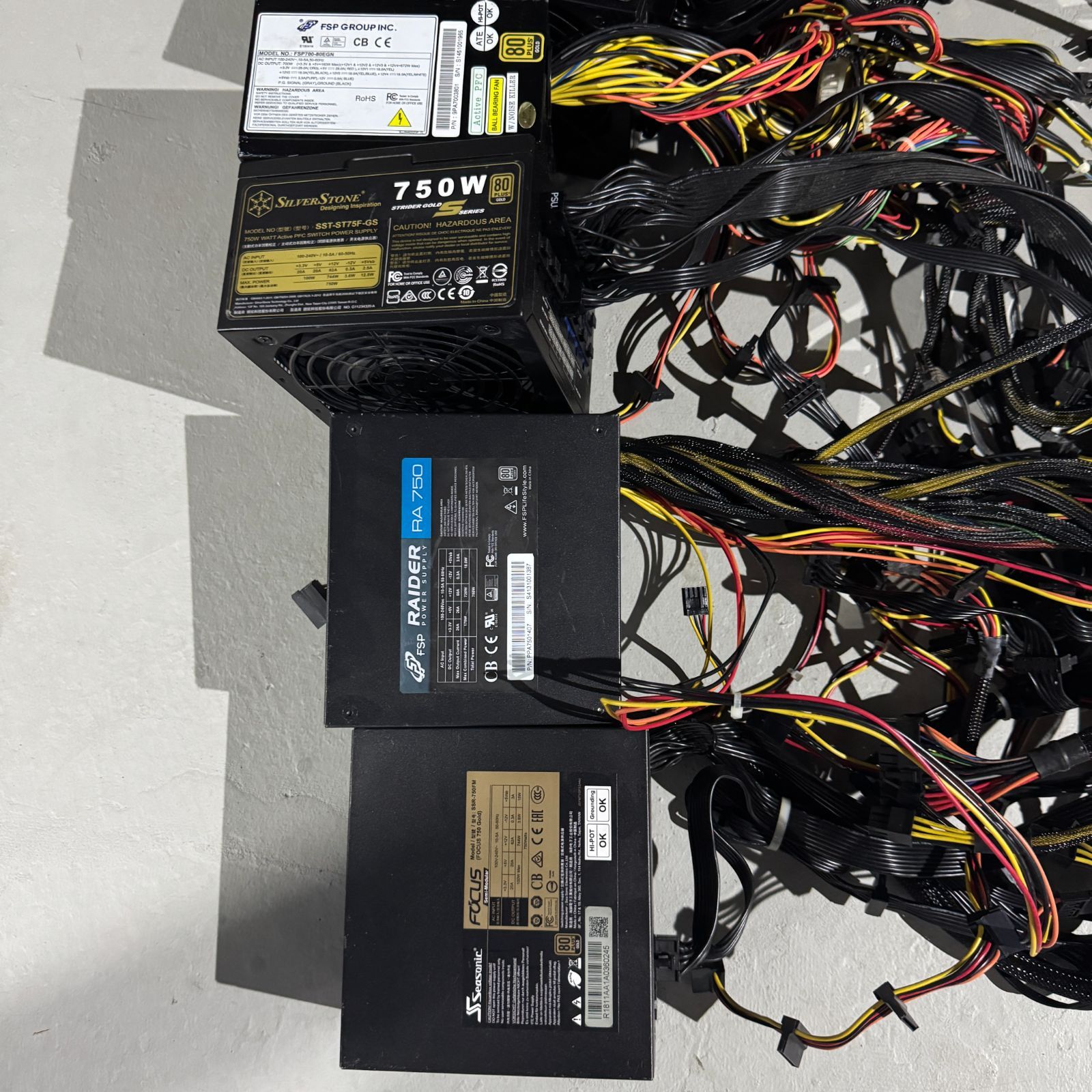 ２ 通電確認済 電源ユニット 700W～750W 10個 7 通電確認済 電源ユニット 700W～750W 8個 - メルカリ