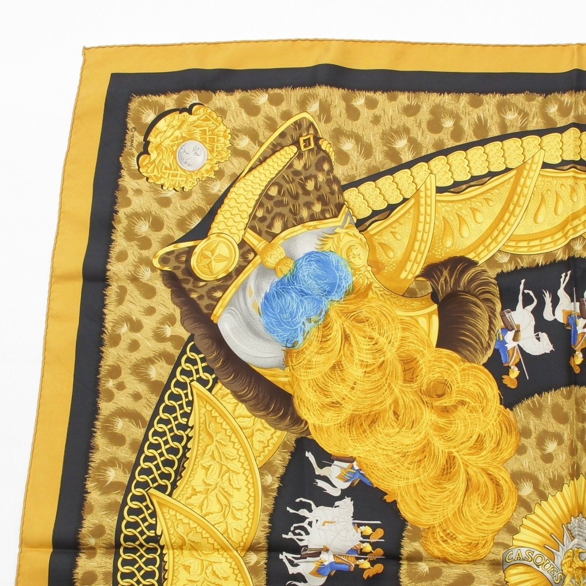 エルメス カレ90 CASQUES et PLUMETS 面貌のない兜 シルク スカーフ 馬