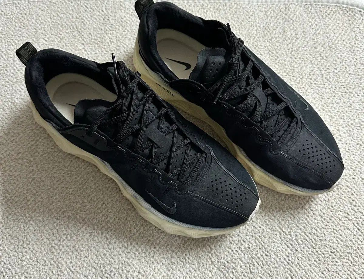 メンズ NIKE アヴァ ローバー 265