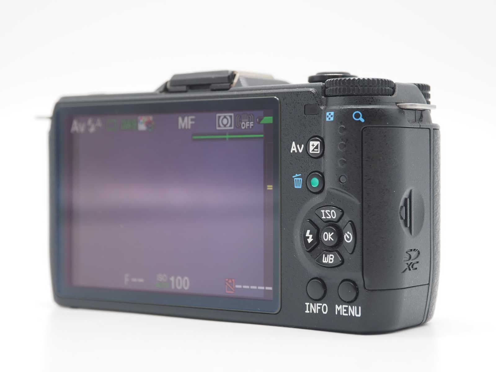  ペンタックス PENTAX Q 7 Black 12 4 MP Digital Camera 02 Lens 560 Shots Z 5743 A ミラーレス一眼 デジタルカメラ