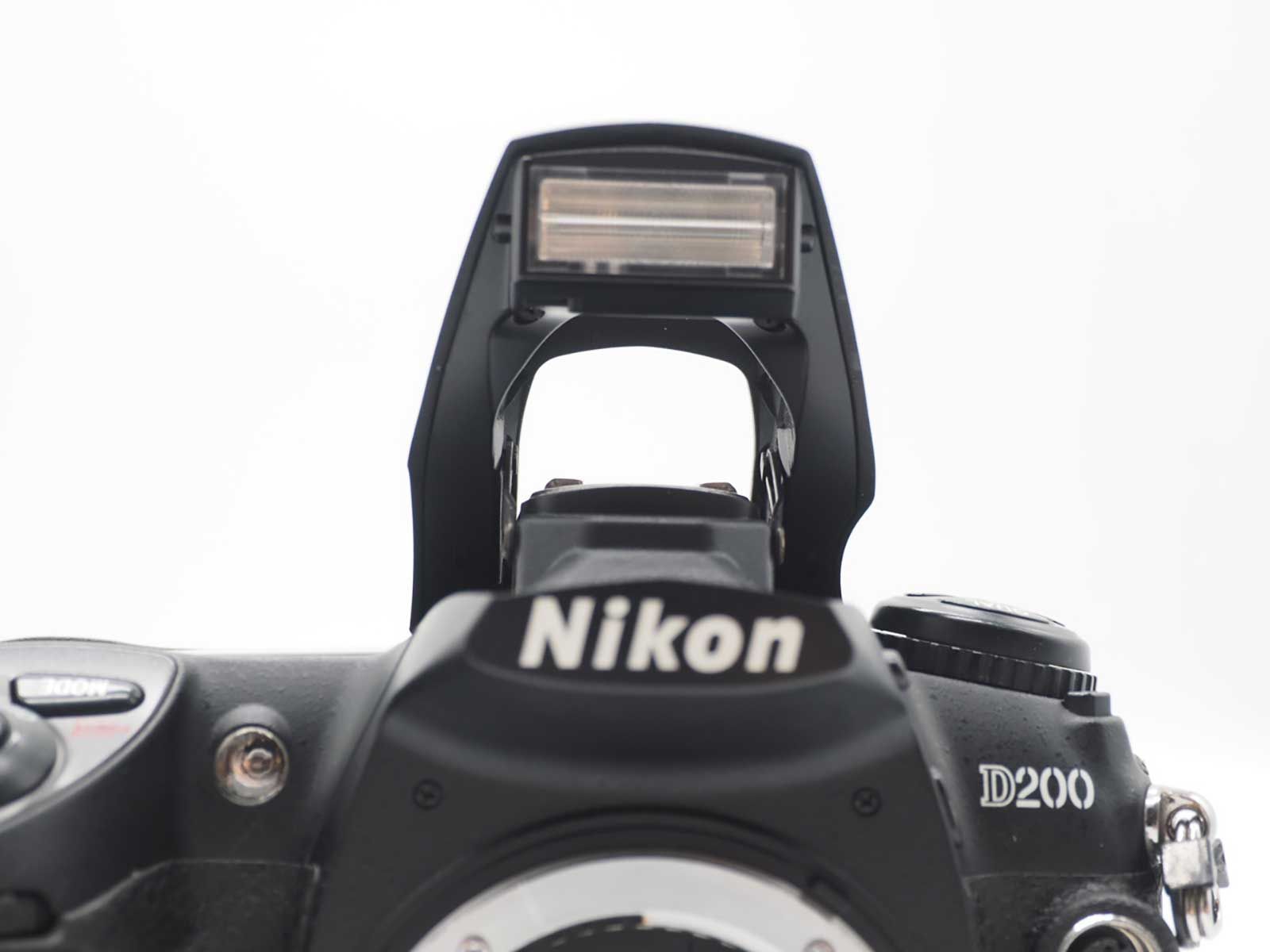 ニコン Nikon D200 12.1MP Digital SLR Camera Body 80487 shots [良品