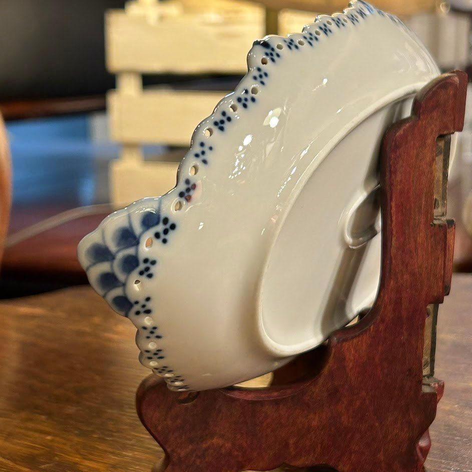 ☆Royal Copenhagen Blue Fluted Full Lace Oval Pickle Relish Dish